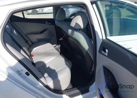 2015 Kia Optima Ex z USA, uszkodzony, nr VIN 5XXGN4A76FG421232